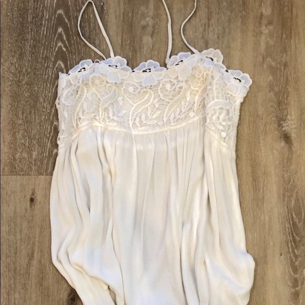 White tank